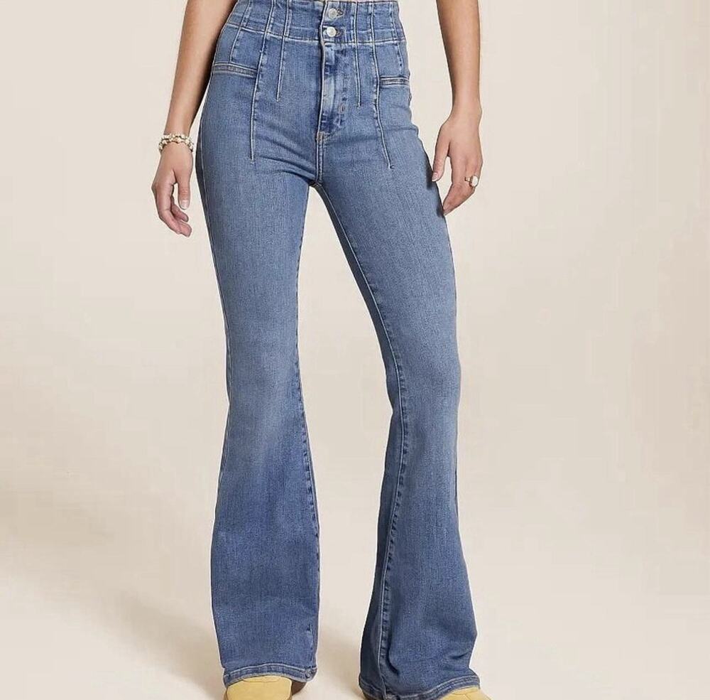 NWT Free People We The Free Jayde Jeans Size 27 High Rise Flare Leg Blue Denim
